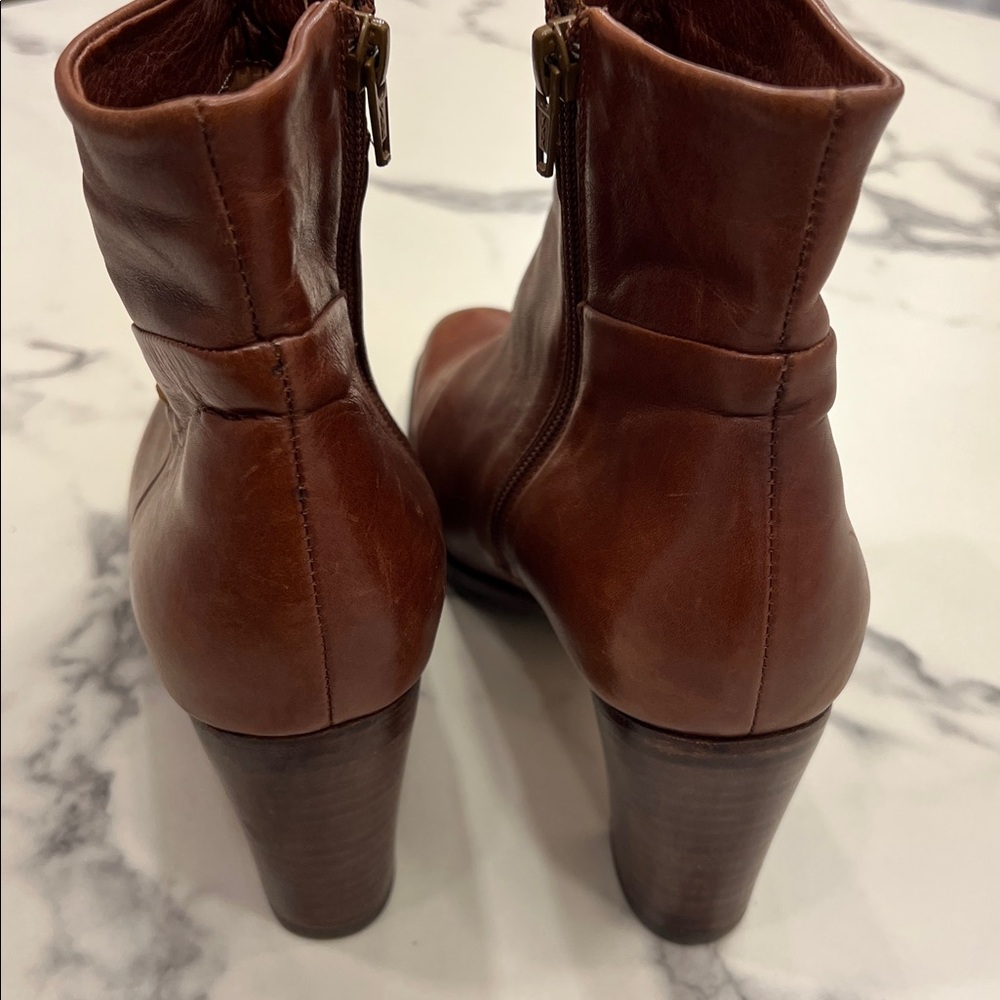 Chic Brown Leather Ankle Booties - Picture 5 of 9